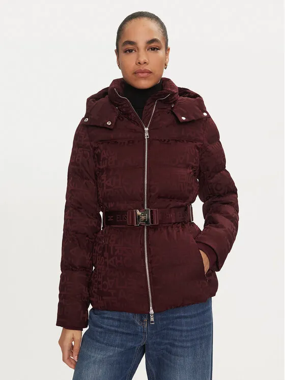 Daunenjacke · Dunkelrot