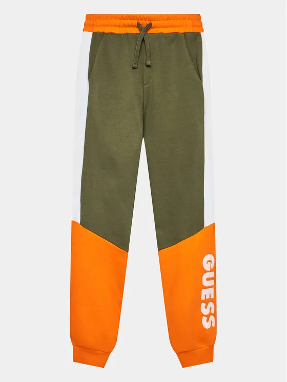 Jogginghose · Khakifarben