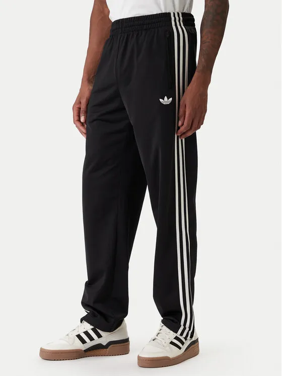 Jogginghose · Schwarz · Regular Fit