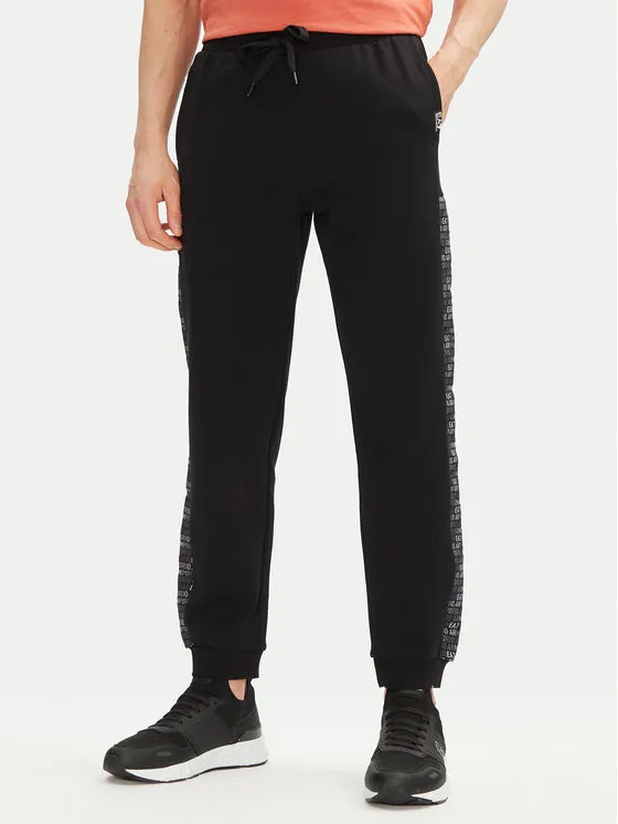 Jogginghose · Schwarz · Regular Fit