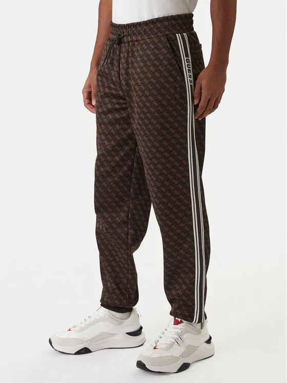 Jogginghose · Schwarz · Regular Fit