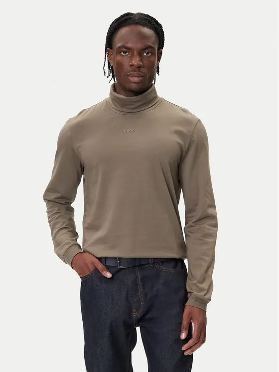 Rollkragenpullover · Beige