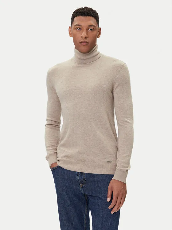 Rollkragenpullover · Beige