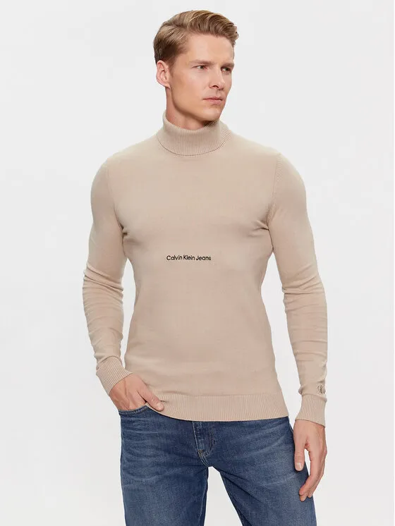 Rollkragenpullover · Beige