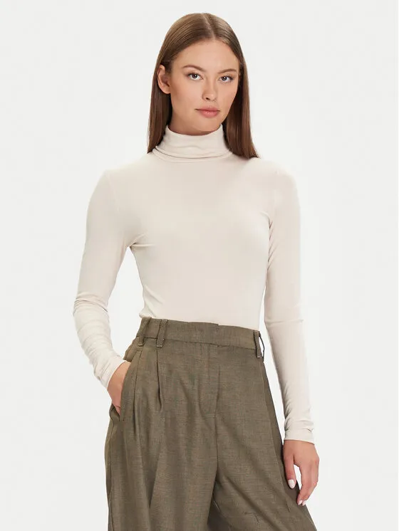 Rollkragenpullover · Écru