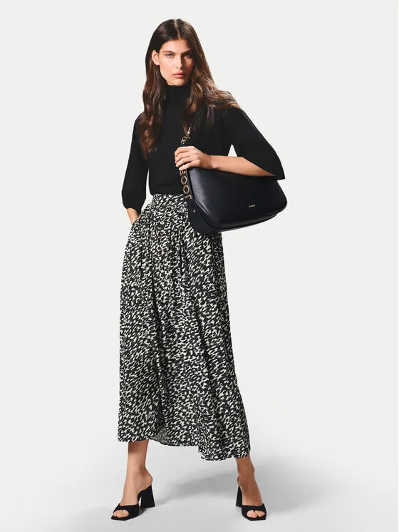 Rollkragenpullover · Schwarz · Relaxed Fit