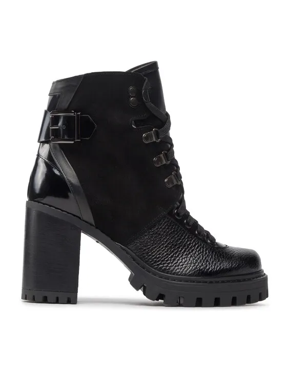 Schnürschuhe · Schwarz · 9 cm