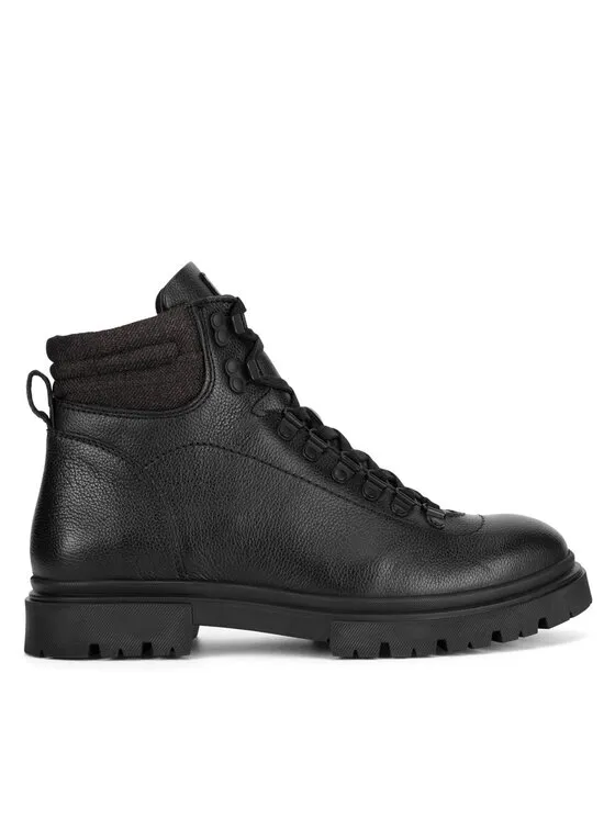 Schnürschuhe · Schwarz