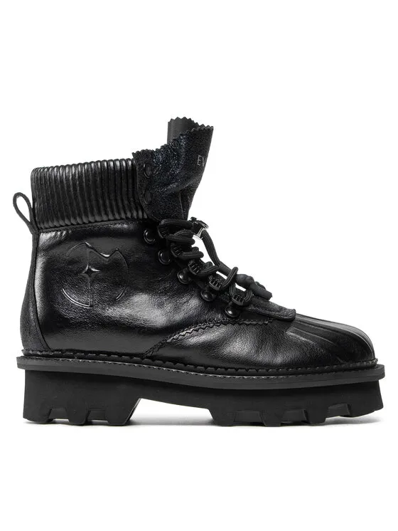 Schnürschuhe · Schwarz