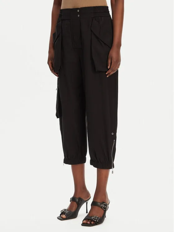 Stoffhose · Schwarz · Regular Fit