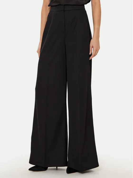 Stoffhose · Schwarz · Regular Fit