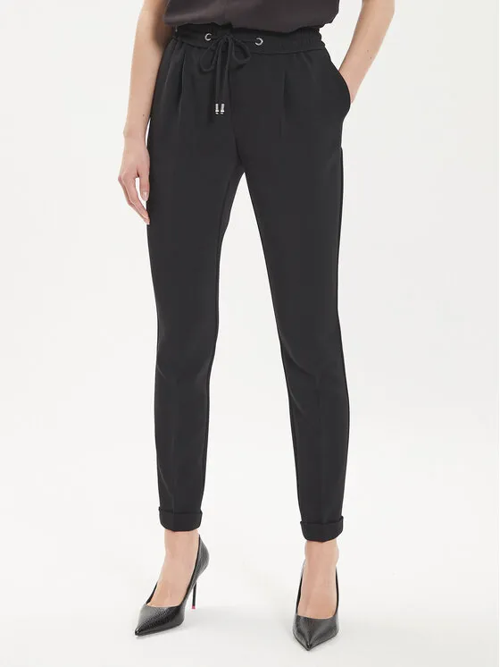 Stoffhose · Schwarz · Regular Fit