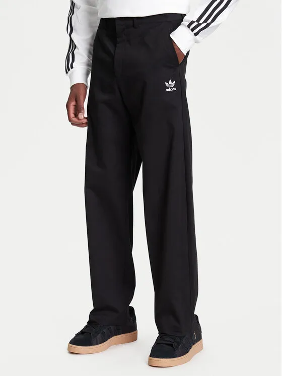 Stoffhose · Schwarz · Regular Fit