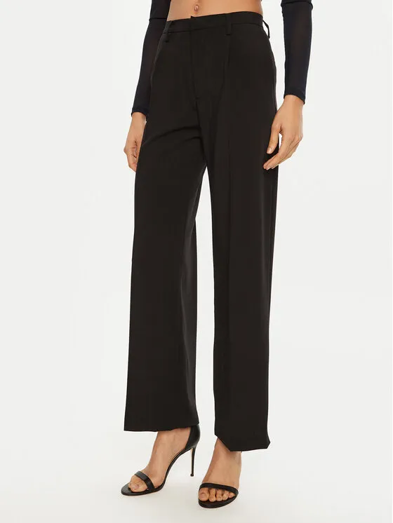 Stoffhose · Schwarz · Regular Fit