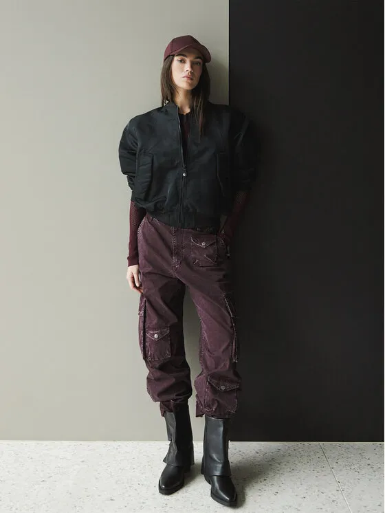 Stoffhose · Violett · Relaxed Fit