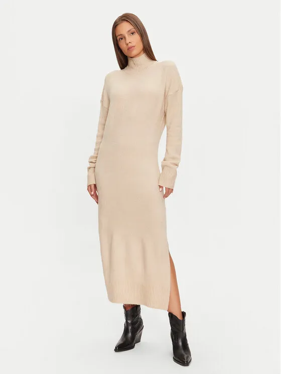 Strickkleid · Beige · Midi