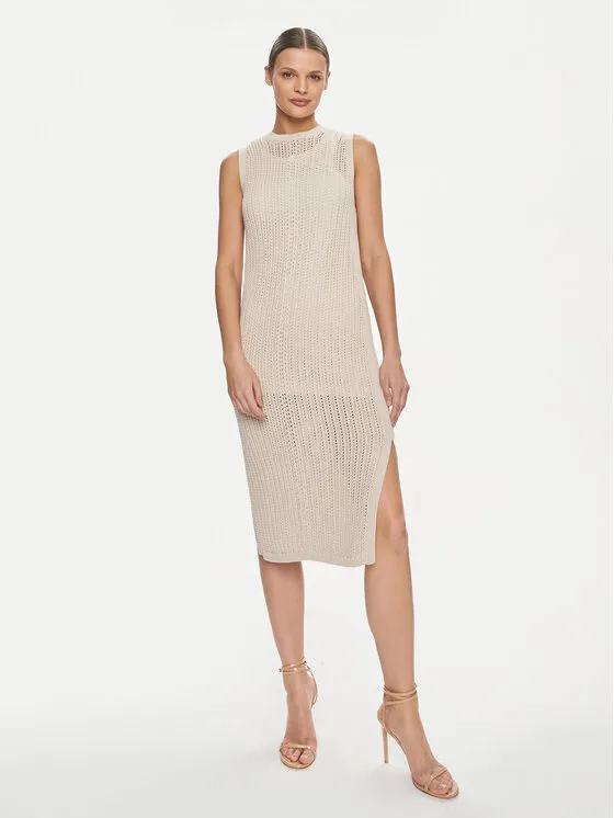 Strickkleid · Beige · Midi