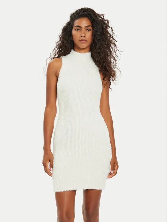 Strickkleid · Écru · Mini