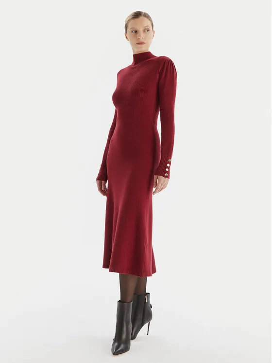 Strickkleid · Dunkelrot · Midi