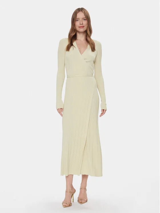 Strickkleid · Grün · Midi