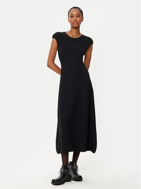 Strickkleid · Schwarz · Midi