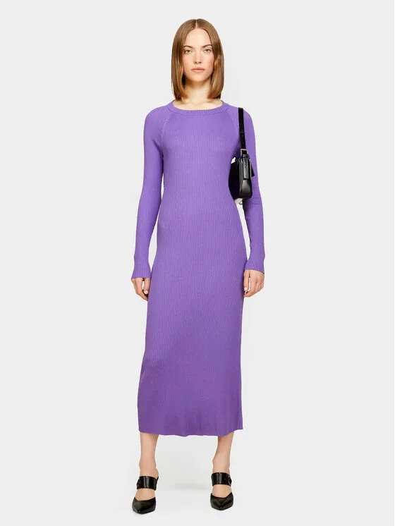 Strickkleid · Violett · Midi