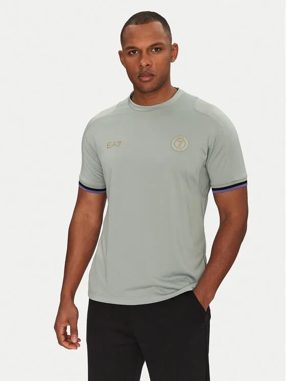 Technisches T-Shirt 7M000256 AF13537 U9024 Grün Regular Fit