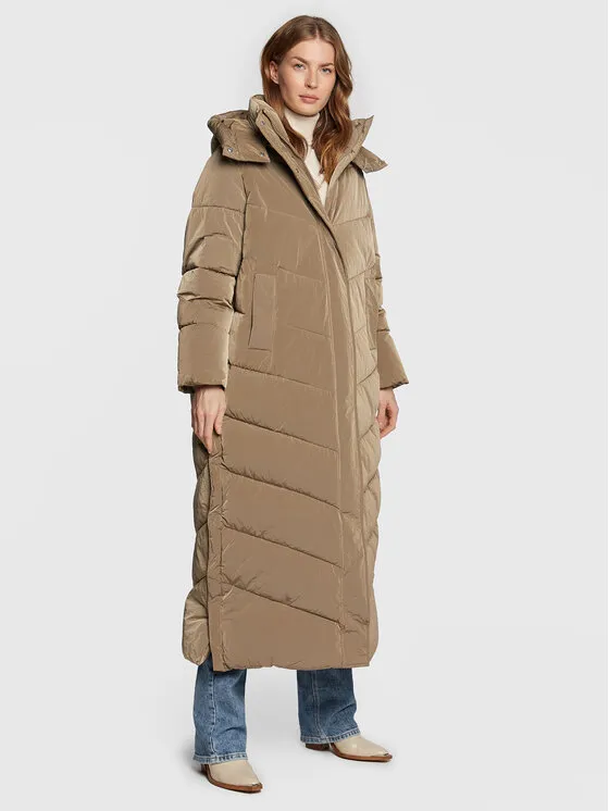 Winterjacke · Beige