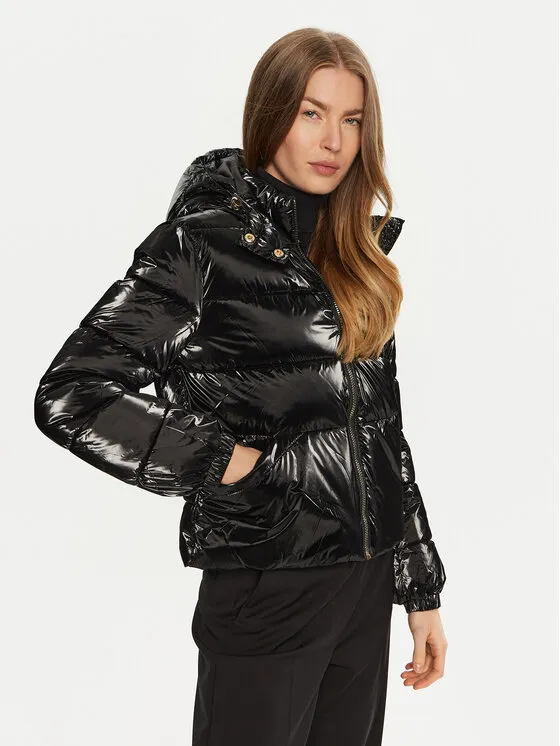 Winterjacke · Schwarz