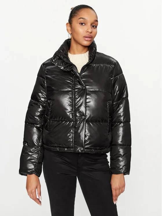 Winterjacke · Schwarz