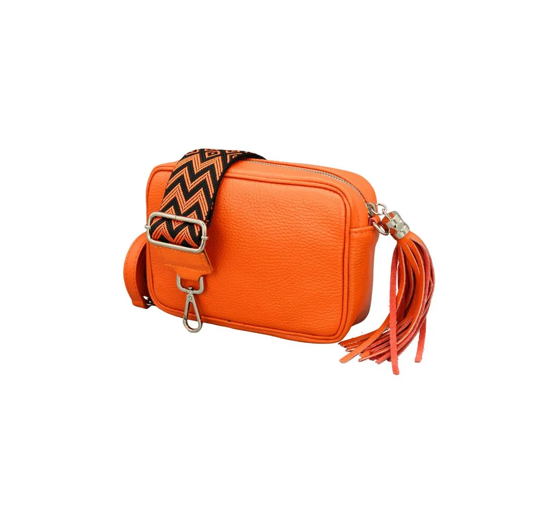 Adel Bags Schultertasche QUASTE Umhängetasche für Damen, Schultertasche, Crossbody Bag, aus echtem Leder, Hergestellt in Italien, mit gemustertem Gürtel