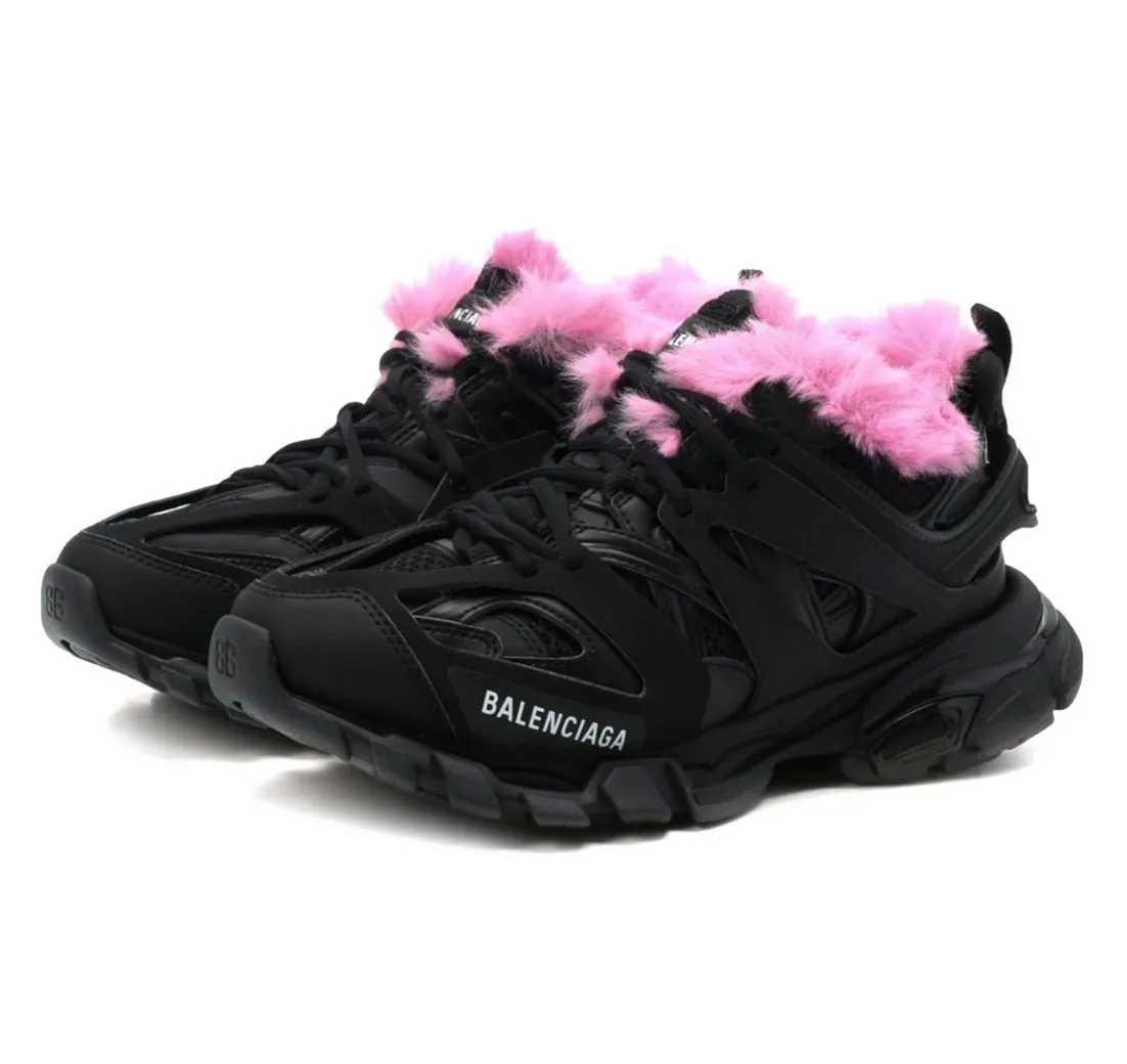 BALENCIAGA Track Sneaker Schuhe Mit Rosa Kunstpelz Sneaker ikonische Chunky-Sohle, technische Mesh-Leder-Overlay