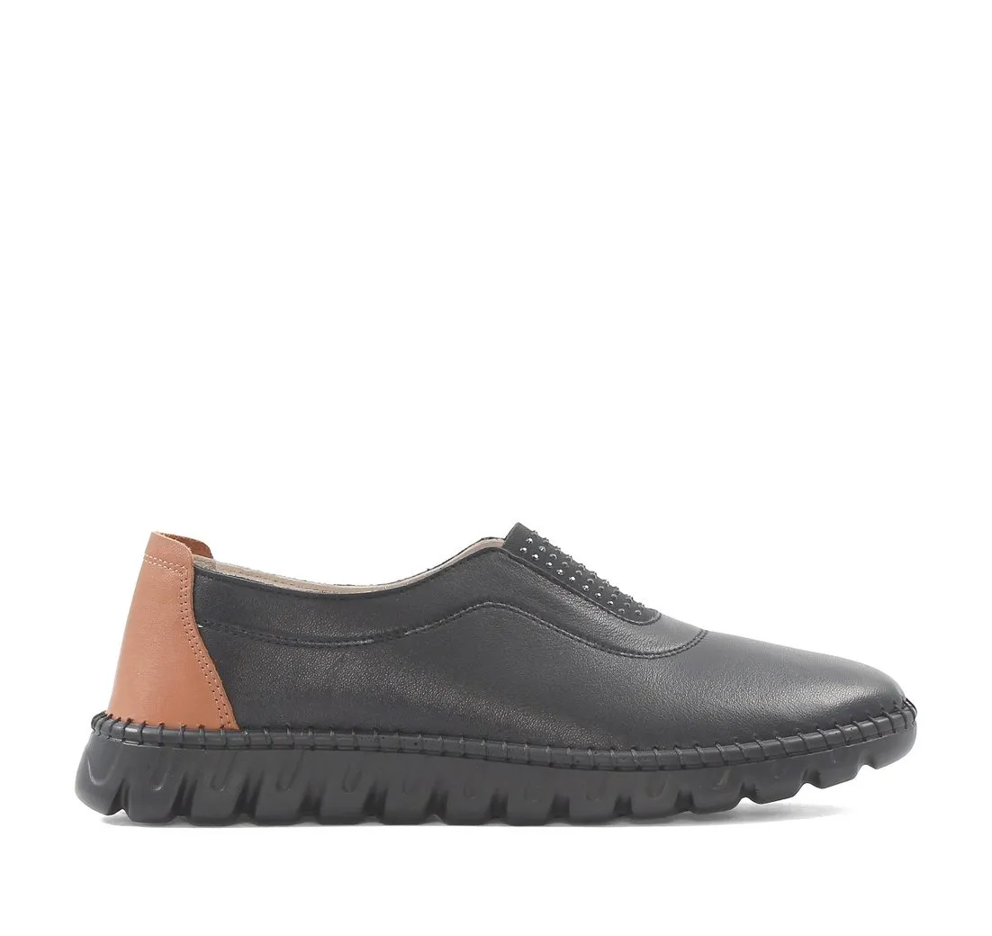CELAL GÜLTEKIN 664-25914 Slip-On Sneaker Schwarz mit brauner Ferse, flexibler Gummizug oben