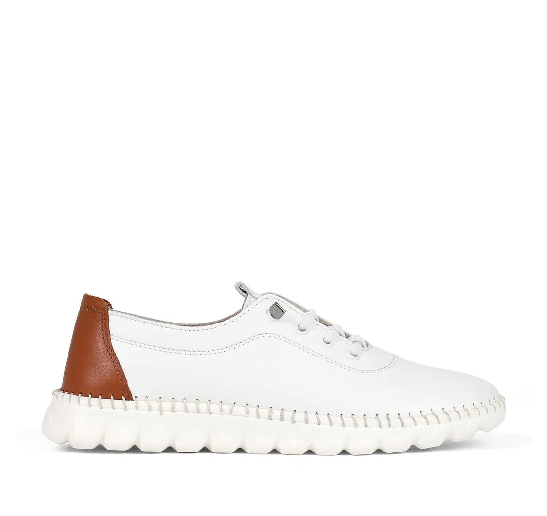 CELAL GÜLTEKIN 664-25916 Slip-On Sneaker Schwarz mit brauner Ferse, extra leichte Sohle