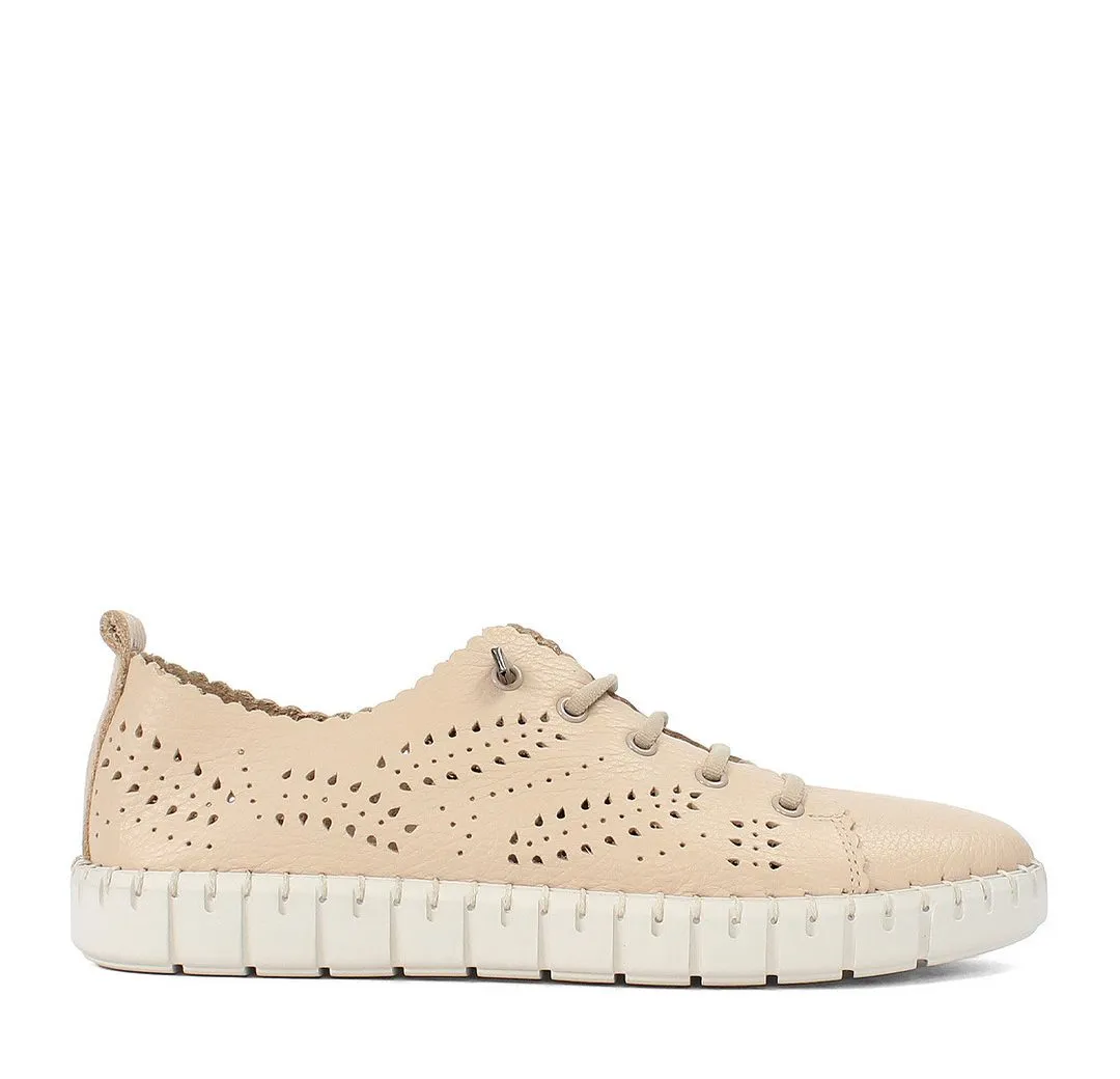 CELAL GÜLTEKIN Bequeme Leder-Sneaker mit perforiertem Design und Flexibilität Sneaker Weiches Echtleder in stilvollem Beige