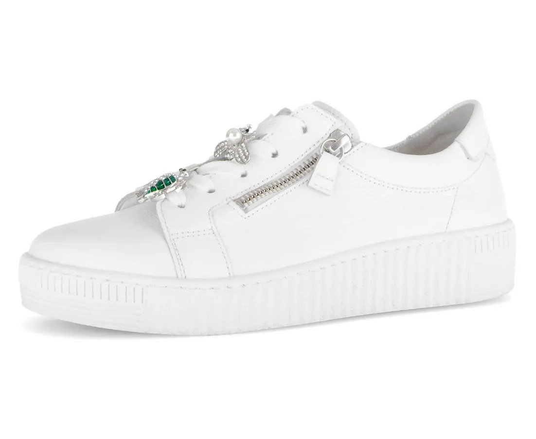 GABOR Plateausneaker, Freizeitschuh, Halbschuh, Schnürer mit edlen Schmuck-Motiven