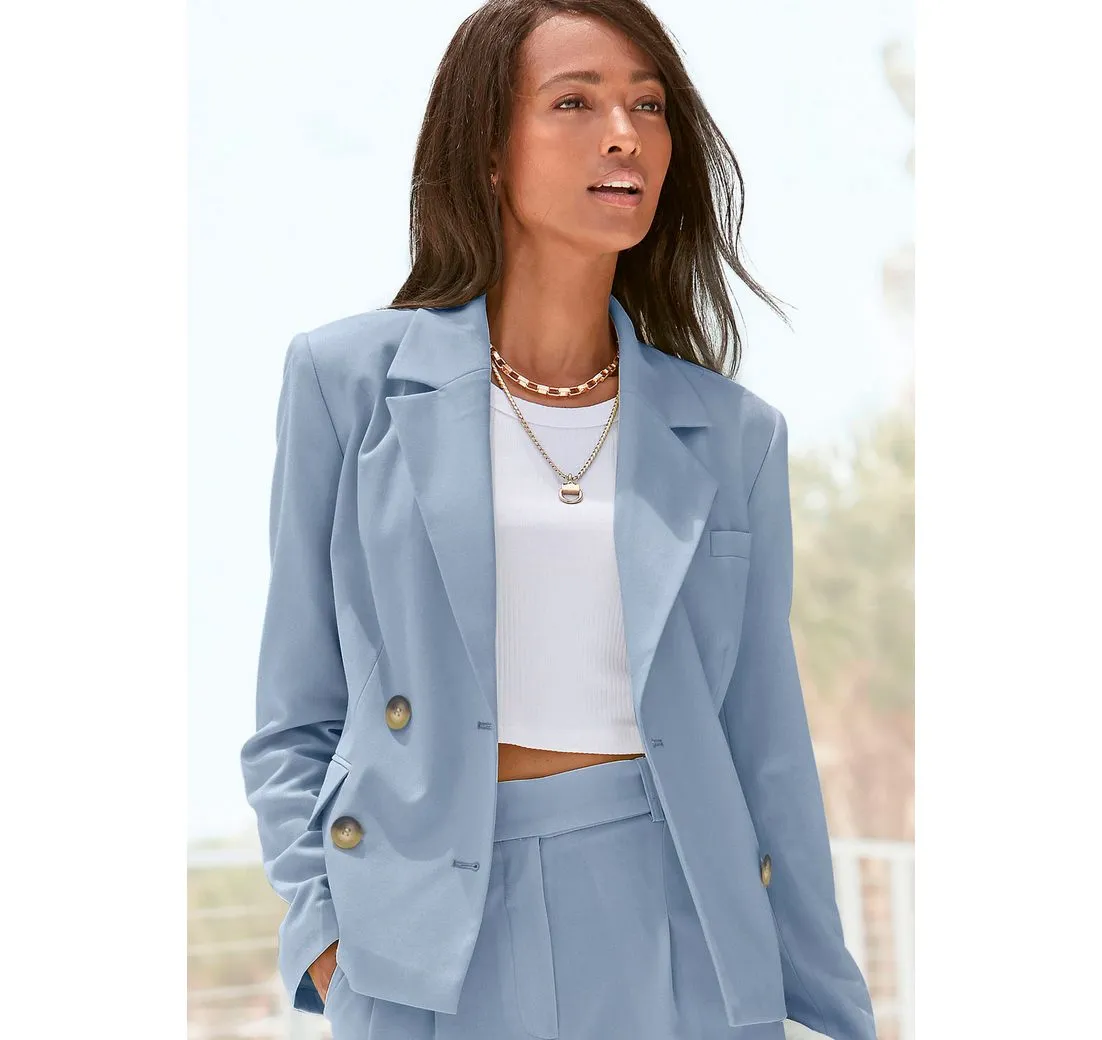 LASCANA Kurzblazer mit doppelreihigem Knopfverschluss, Damenblazer, sportlich-elegant