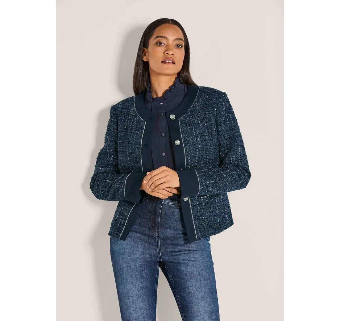 MADELEINE Kurzblazer Eleganter Damenblazer mit kurzem Schnitt Kastige Form mit silberfarbenen Wappenknöpfen