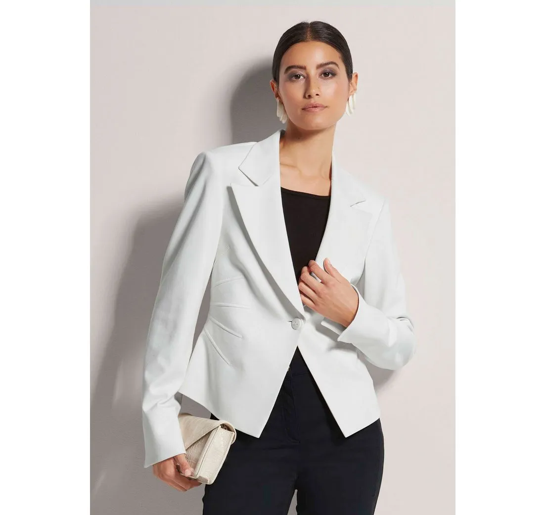 MADELEINE Kurzblazer Kurzer Jersey-Blazer mit Ziernähten