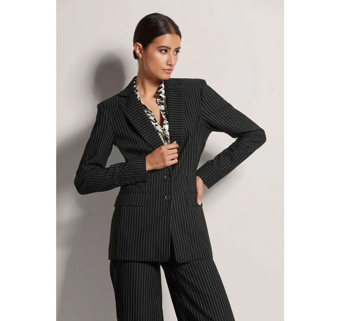 MADELEINE Kurzblazer Langer, taillierter Blazer