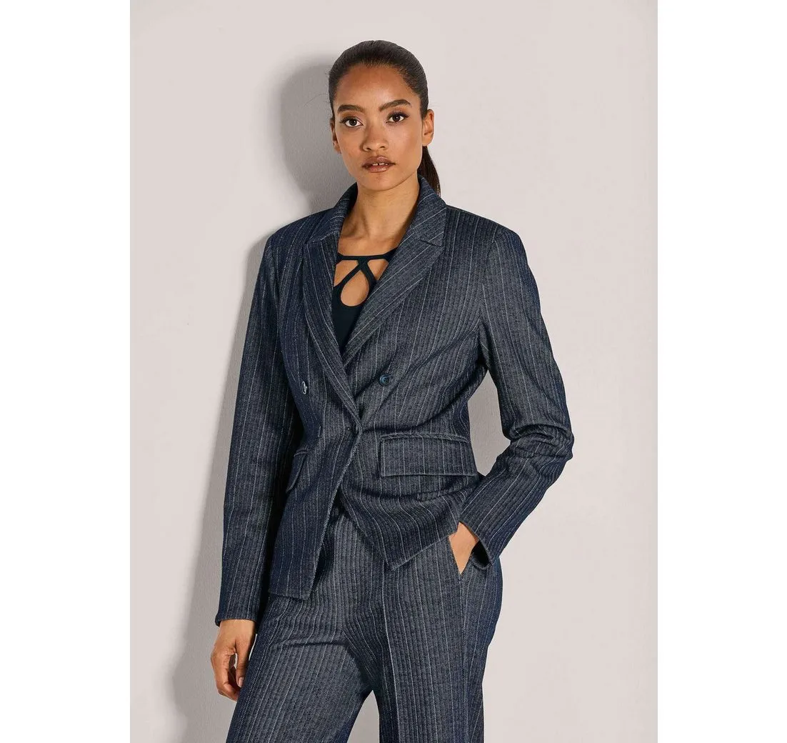 MADELEINE Kurzblazer Taillierter Businessblazer mit Nadelstreifen Blazer mit Reverskragen, Pattentaschen und langen Ärmeln