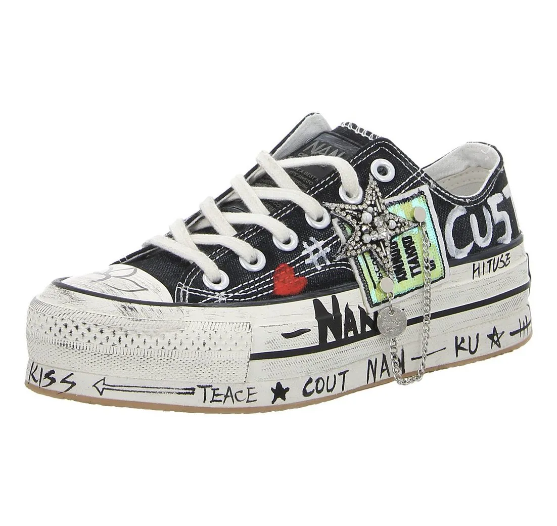 NAN-KU Sneaker