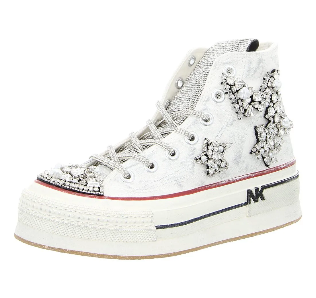 NAN-KU Sneaker