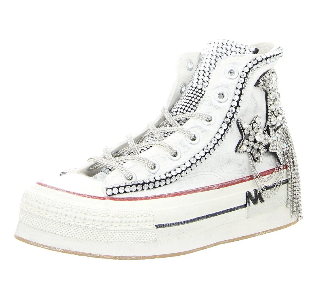 NAN-KU Sneaker