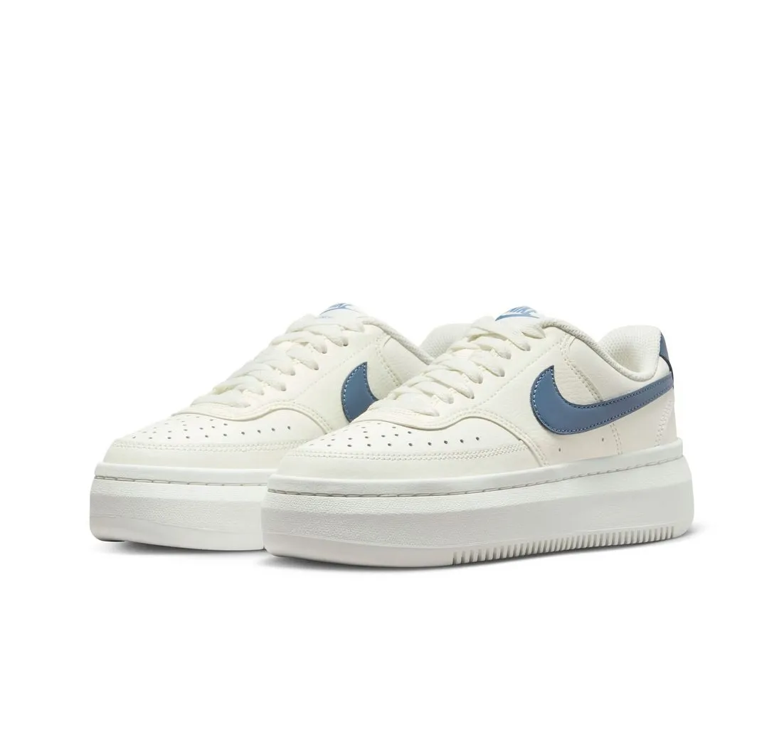 NIKE SPORTSWEAR COURT VISION ALTA Sneaker Design auf den Spuren des Air Force 1