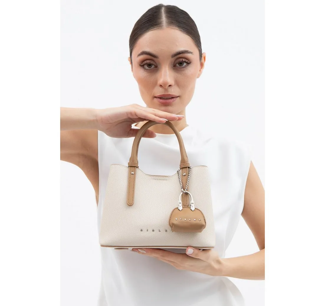 sisley Handtasche Sisley Handtasche – mit Charm & Struktur