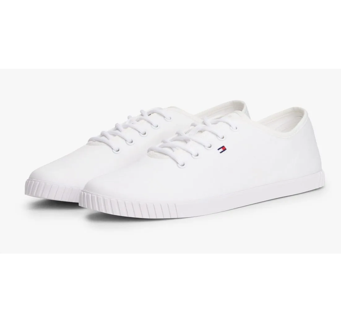 TOMMY HILFIGER CANVAS LACE UP SNEAKER Sneaker, Freizeitschuh, Halbschuh, Schnürschuh mit gestickter Logoflagge