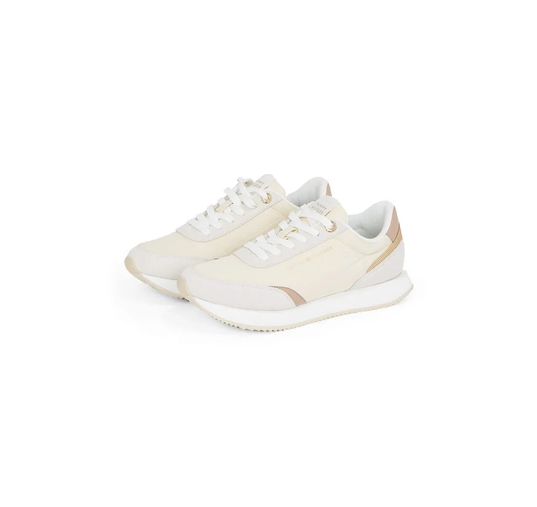 TOMMY HILFIGER ESSENTIAL RUNNER Plateausneaker, Freizeitschuh, Halbschuh, Schnürschuh mit Kontrastbesätzen