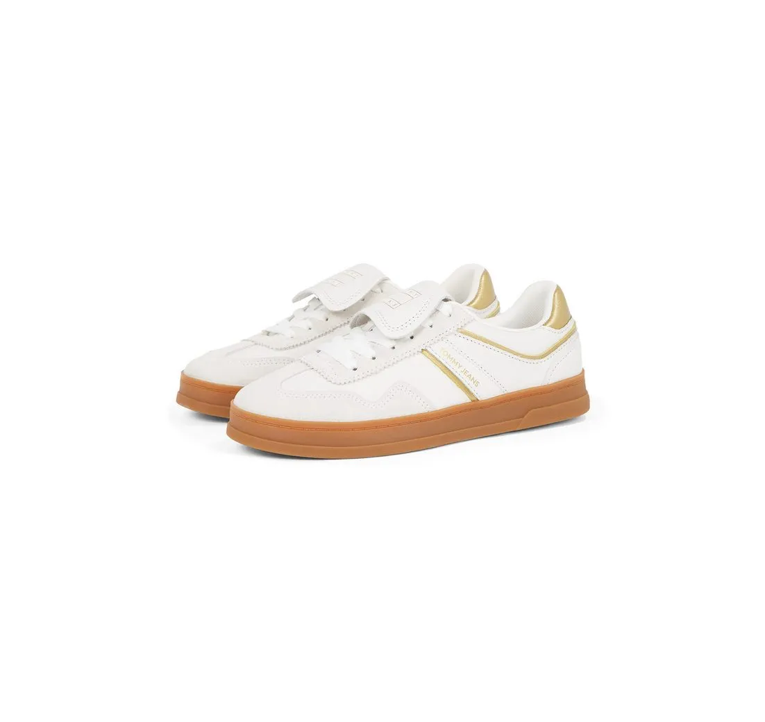 TOMMY JEANS THE GREENWICH FLAP Plateausneaker, Freizeitschuh, Halbschuh, Schnürer mit Ziernähten