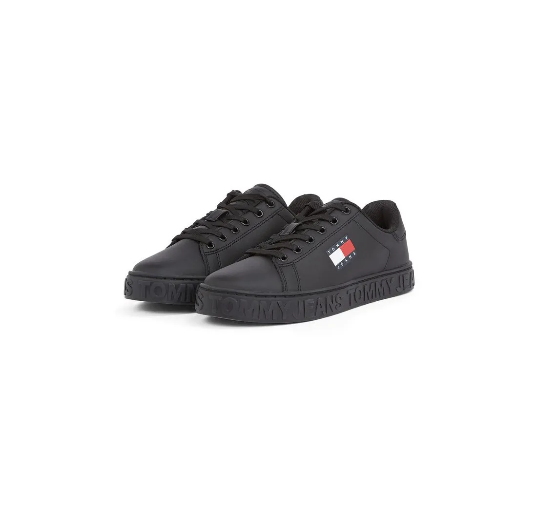 TOMMY JEANS TJW LOGO OUTSOLE SNEAKER ESS Plateausneaker, Freizeitschuh, Halbschuh, Schnürschuh mit seitlicher Logoflagge